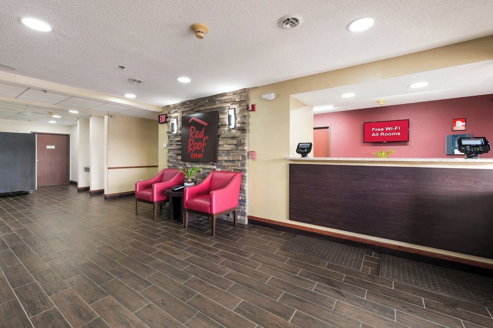 Red Roof Inn Auburn 2