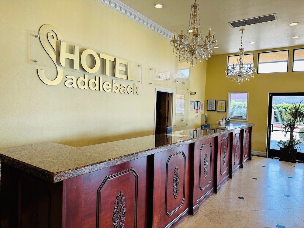 Hotel Saddleback 2