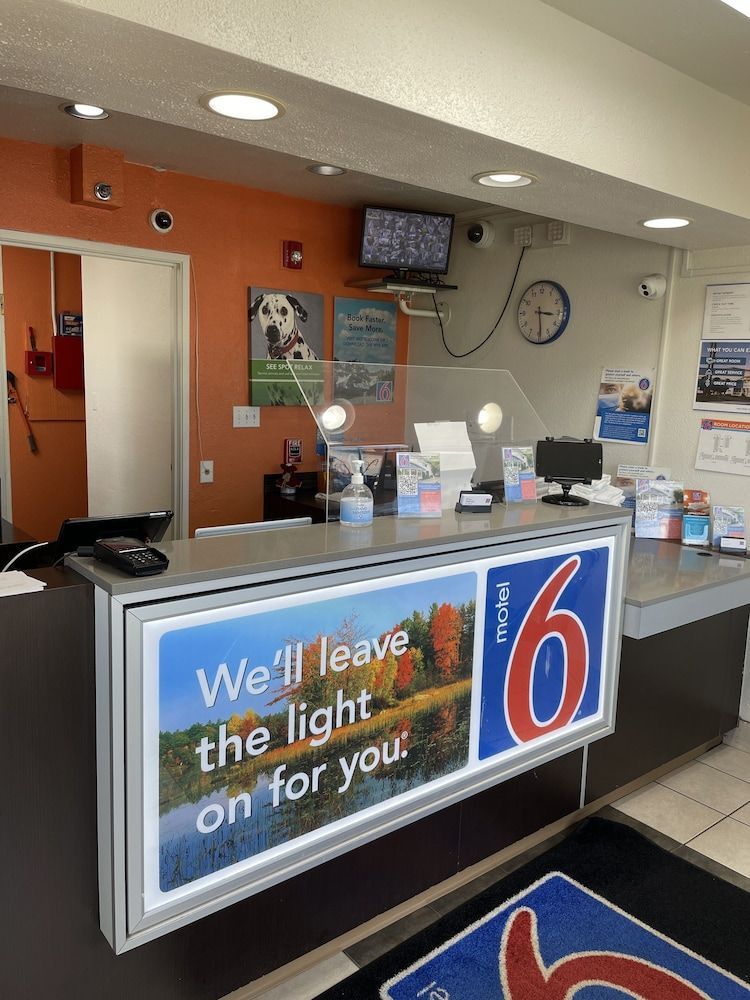 Motel 6-Wethersfield, CT - Hartford 2
