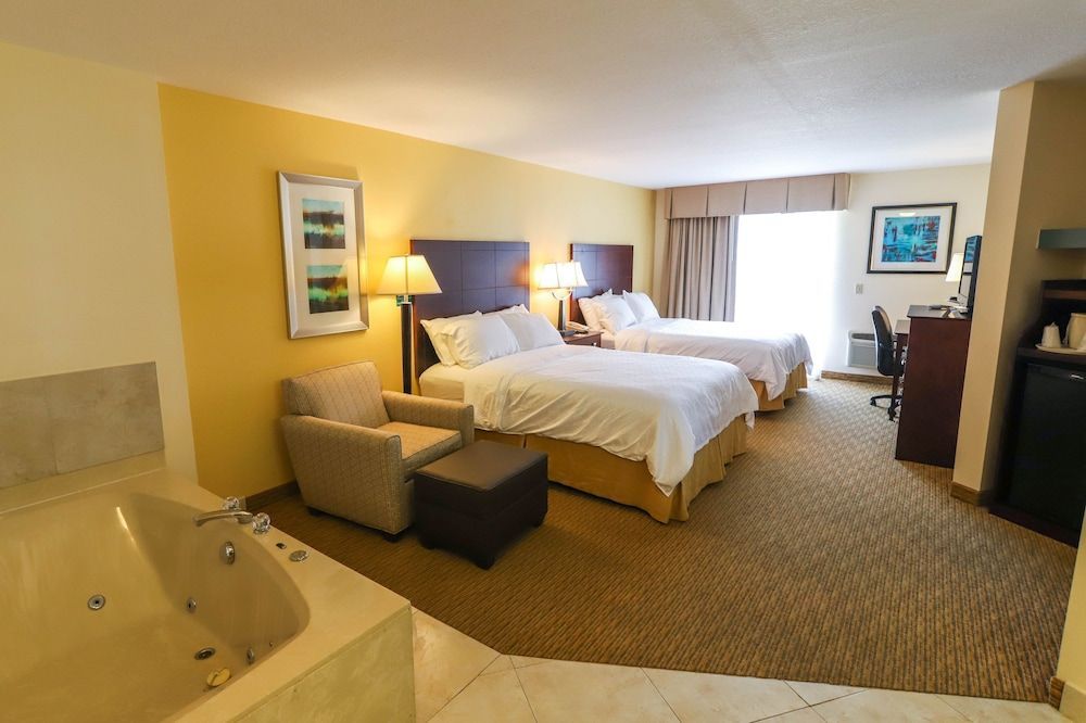 Holiday Inn Express ST. IGNACE-LAKE FRONT by IHG 2