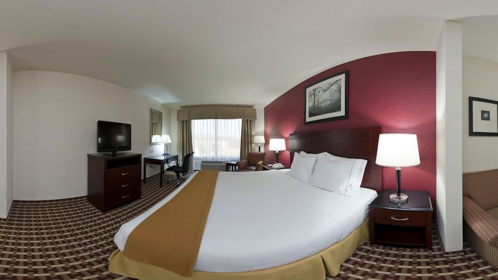 Holiday Inn Express & Suites COLUMBUS OSU-MEDICAL CENTER by IHG 2