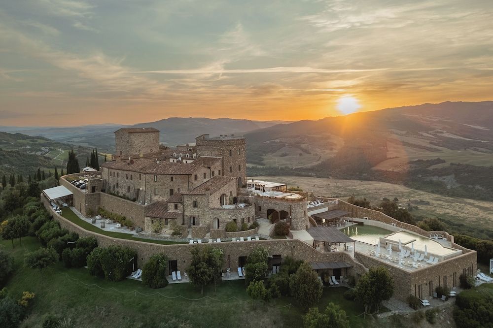 Castello di Velona Resort, Thermal SPA & Winery 1