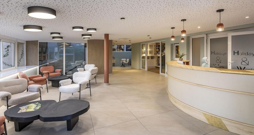 Best Western Plus Sanary 2