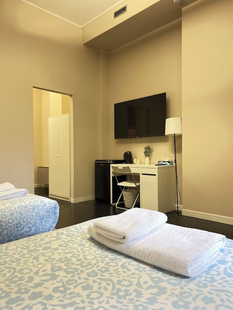 The Central Rock Inn camere con bagno privato self check in 2