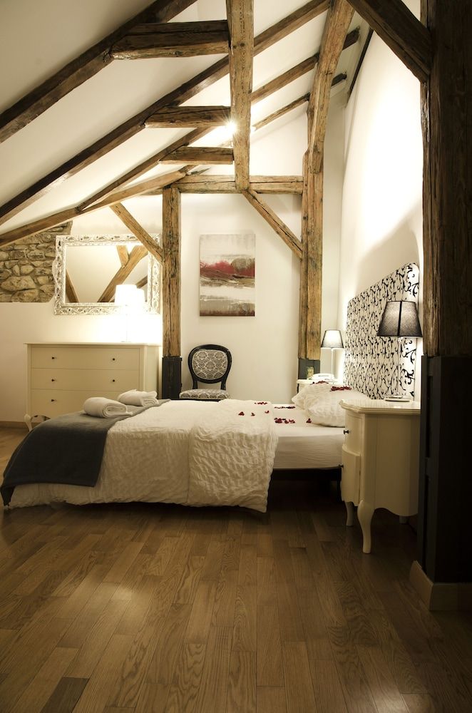 Dolce Vita Suites Boutique 1
