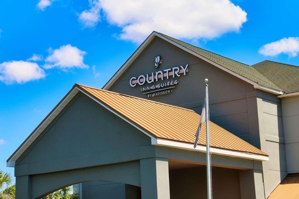 Country Inn & Suites by Radisson, Savannah Gateway, GA 1