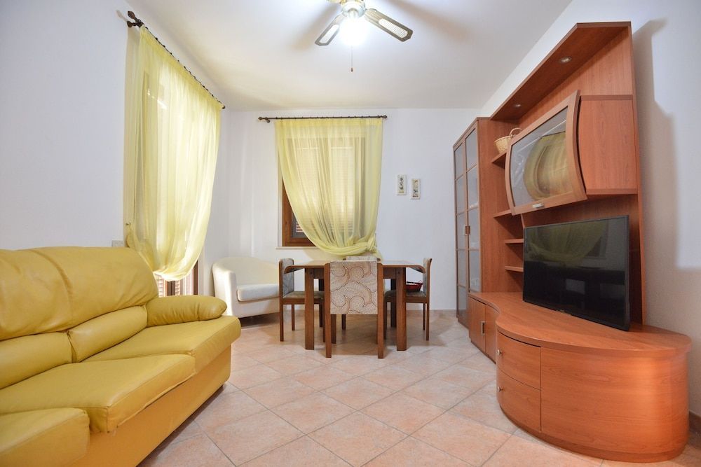 IzzHome Crispi 1