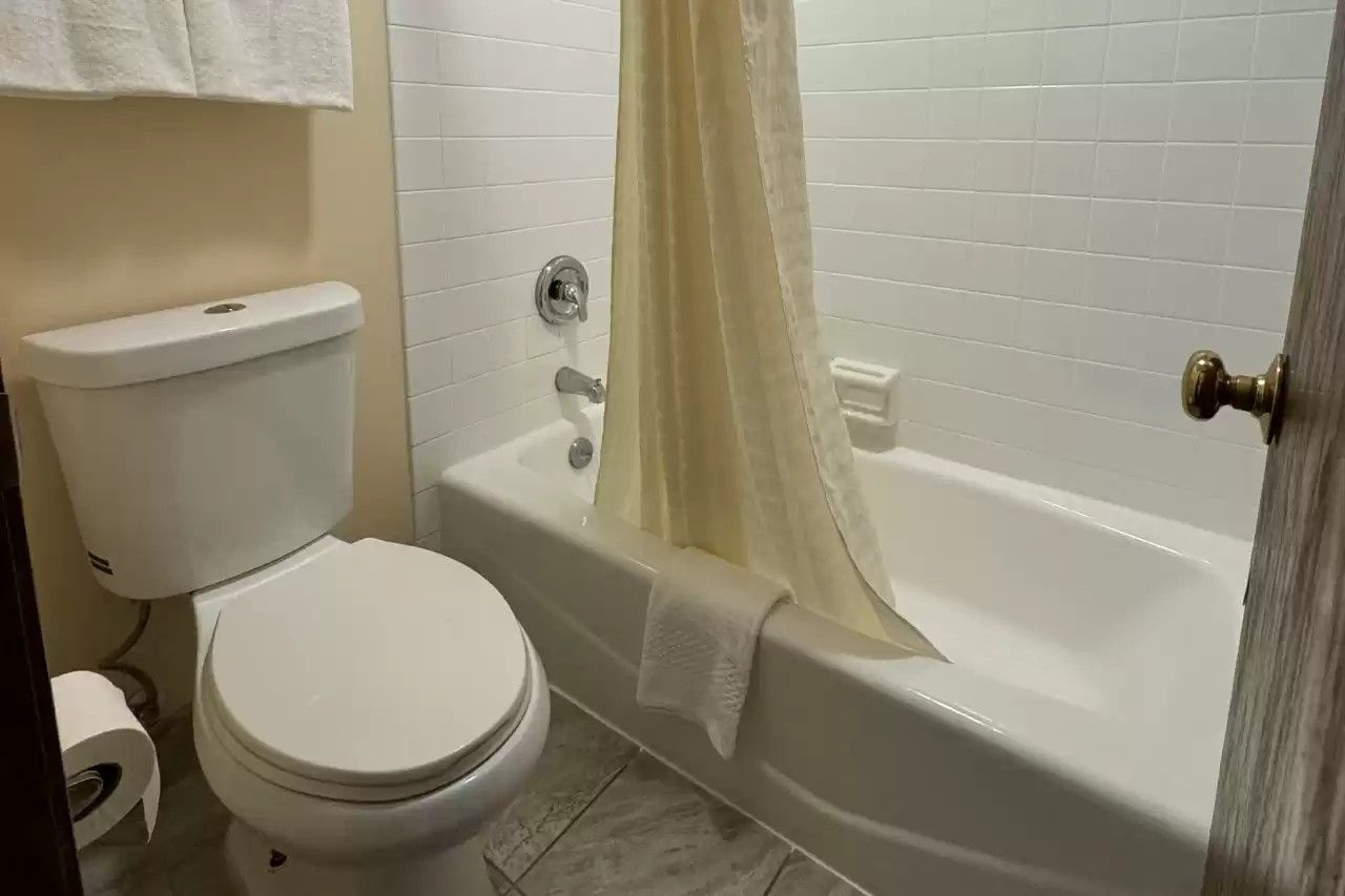 Ember Inn Suites Waite Park - St Cloud 2