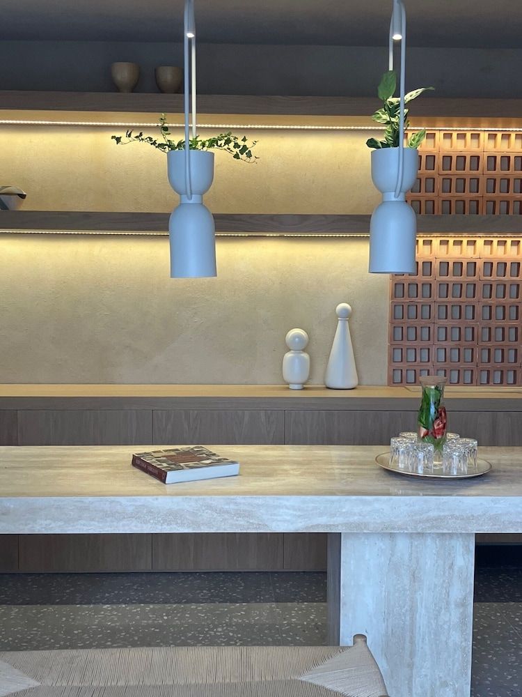Ethos Vegan Suites Fira, Santorini 2