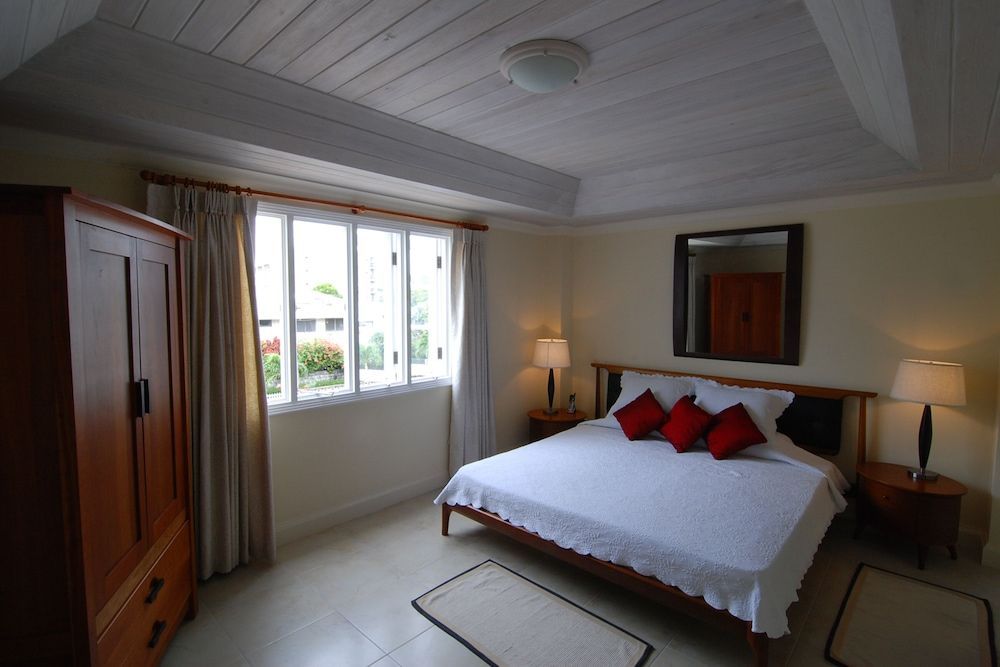 White Sands Beach Condos 2