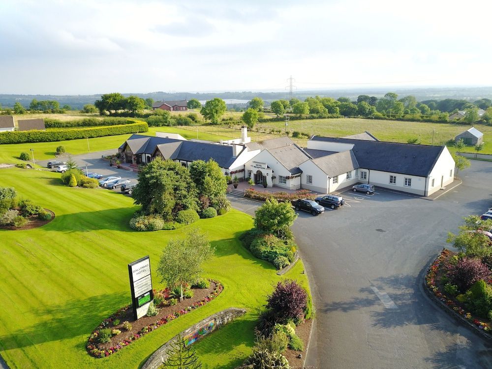 Ballymac Hotel 1