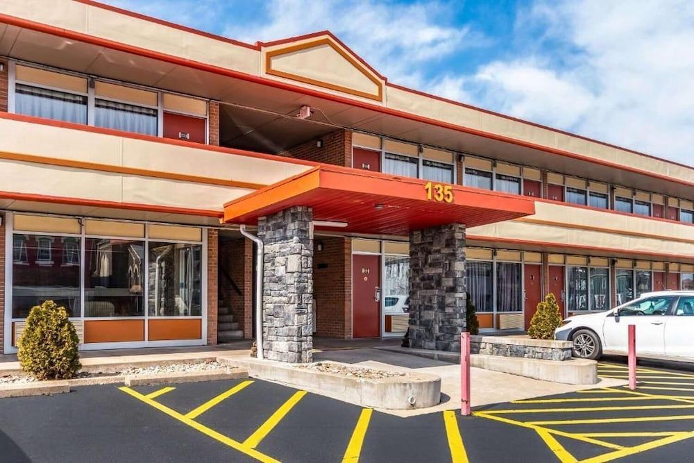 Zanesville Inn 1