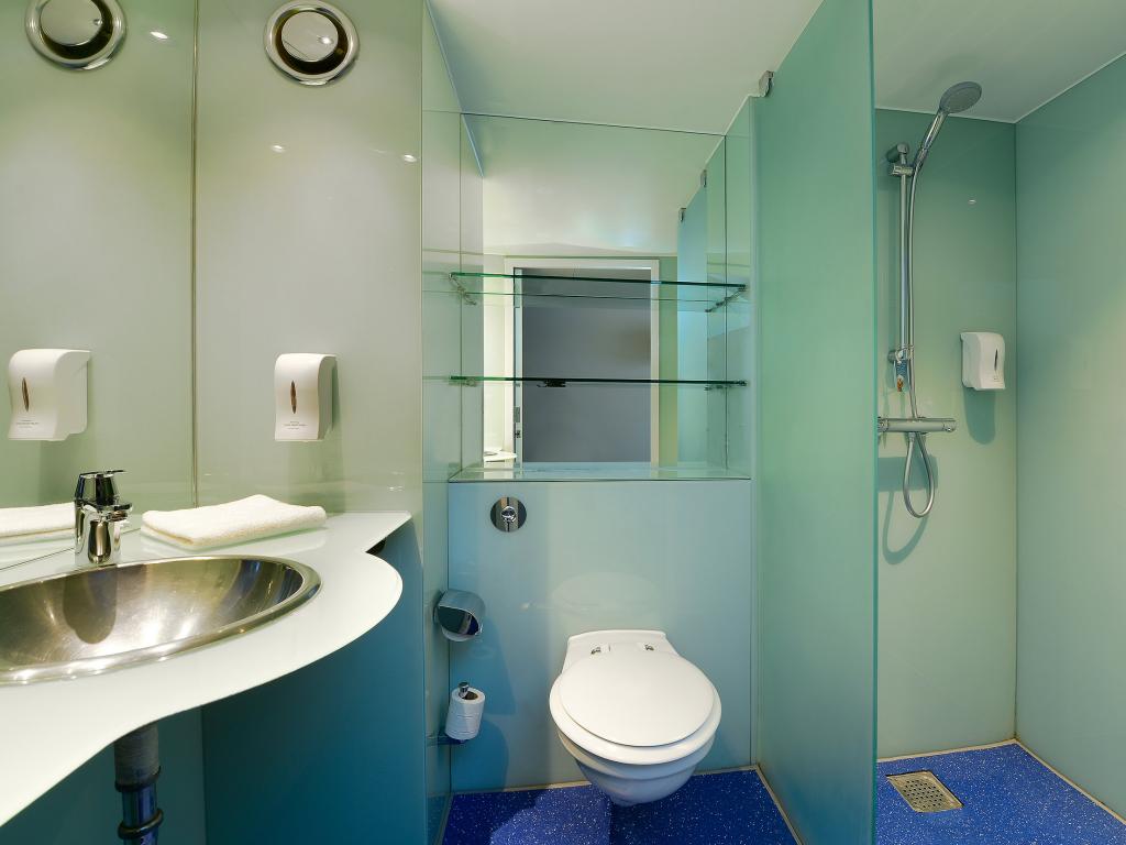 Travelodge Milton Keynes at The Hub 1