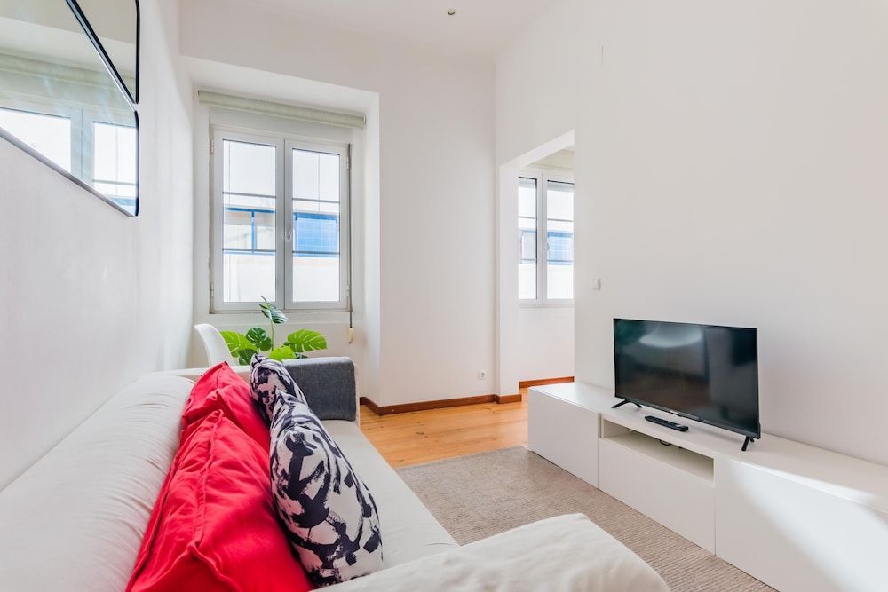 LX Urban Living, 2BR Apartment 1