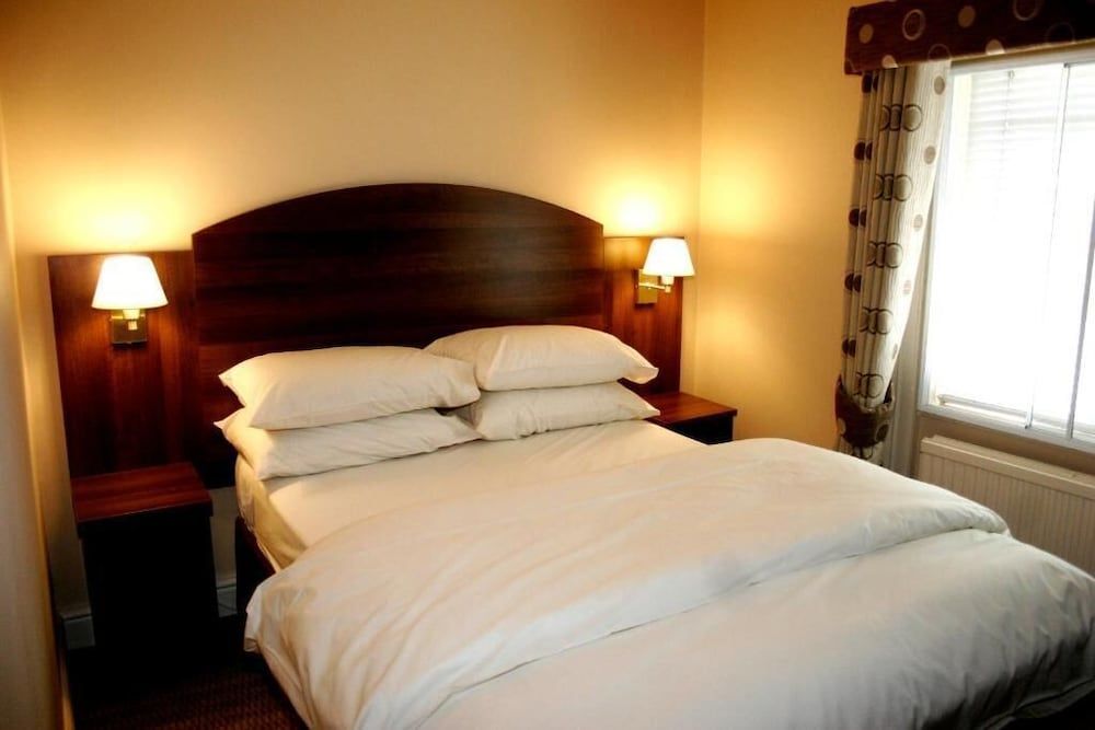 The Railway Tavern Hotel 2