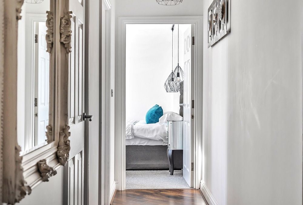 Pochin House Collections 2