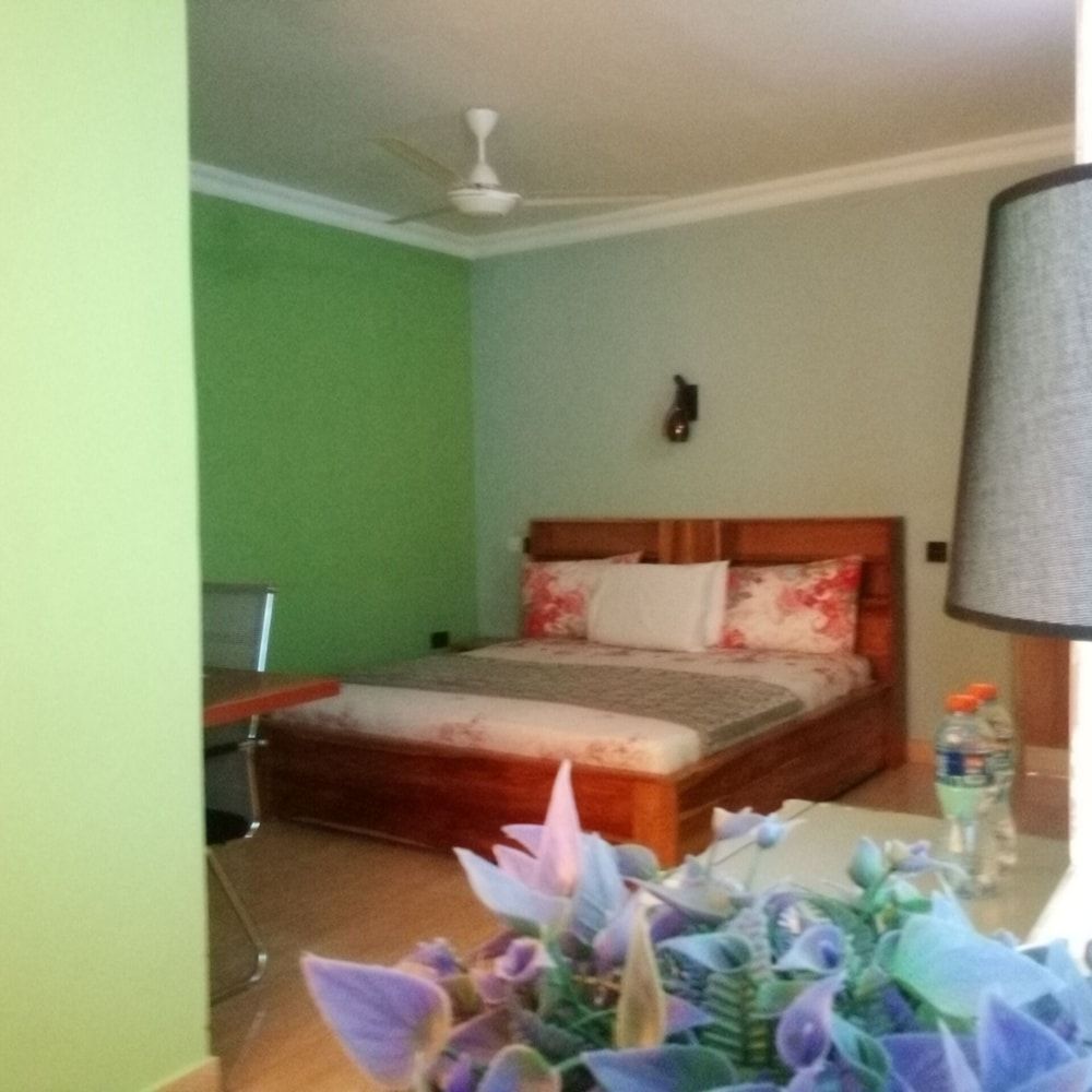 ANAN-THARA HOTEL 2