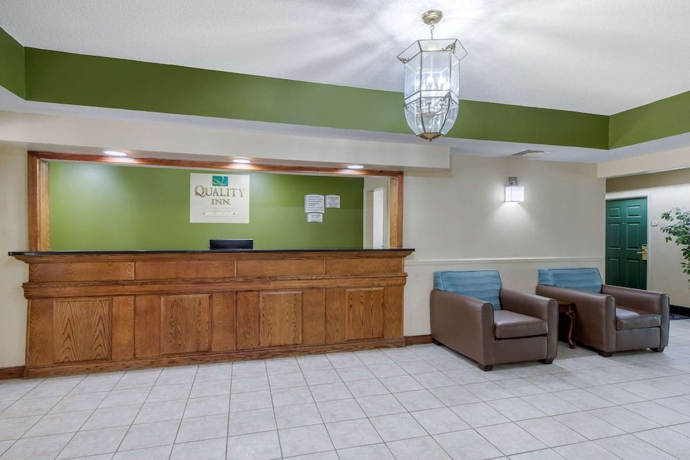 Quality Inn Kingstree North 2