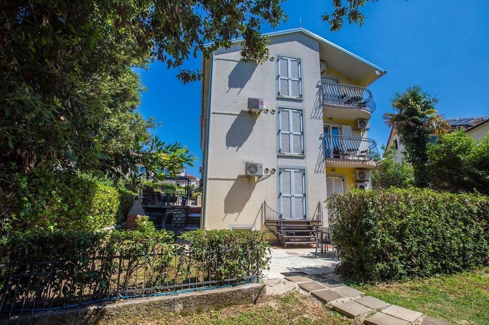 Apartments Villa Borik 1
