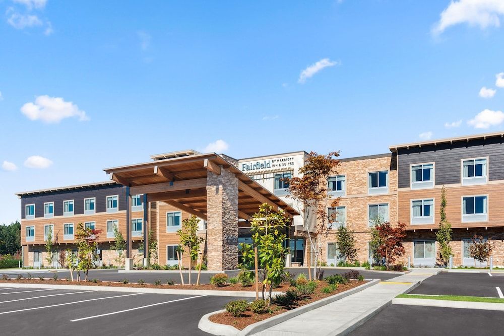 Fairfield by Marriott Inn & Suites Seattle Poulsbo 1