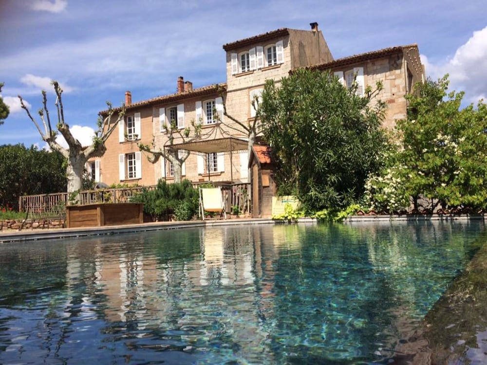 Bed and Breakfast La Grande Lauzade 1