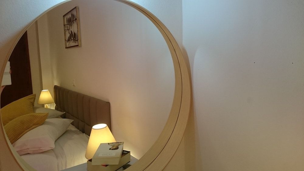 Aronis Apartments 2