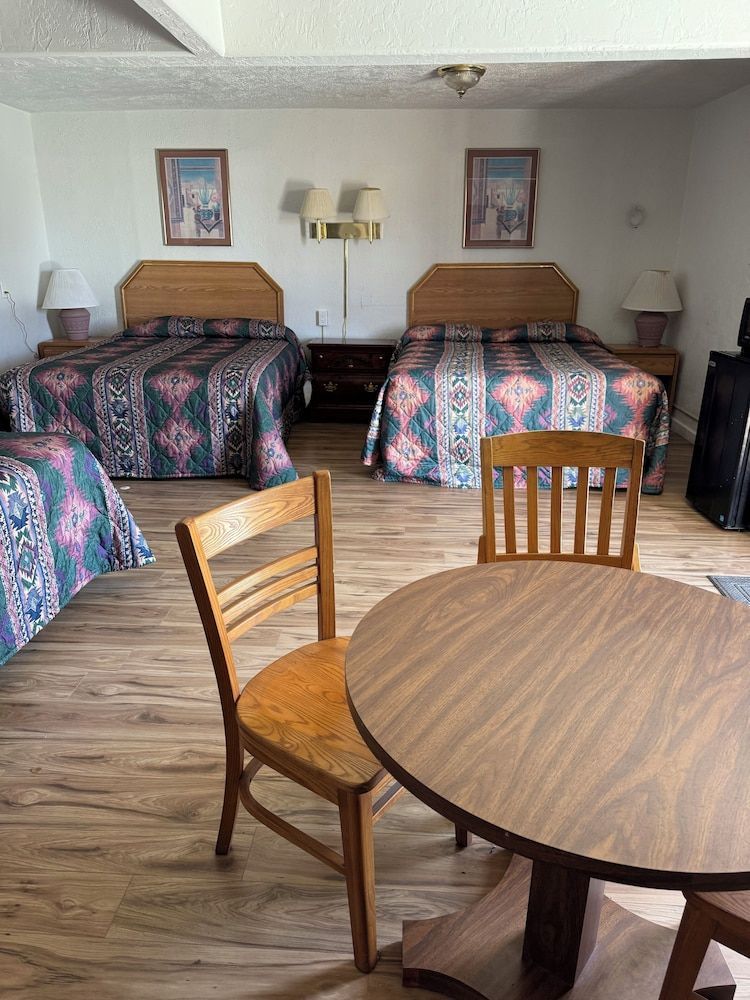 Marianna Inn Panguitch 2