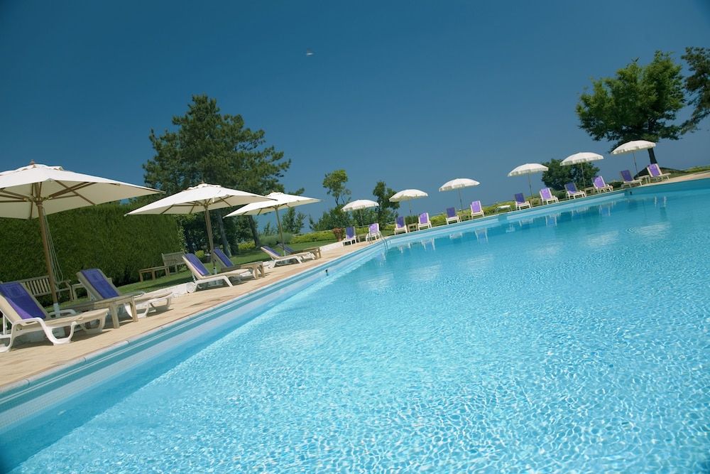 Hotel Emilia 1