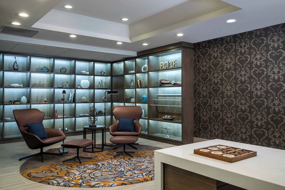 Renaissance Concourse Atlanta Airport Hotel 2
