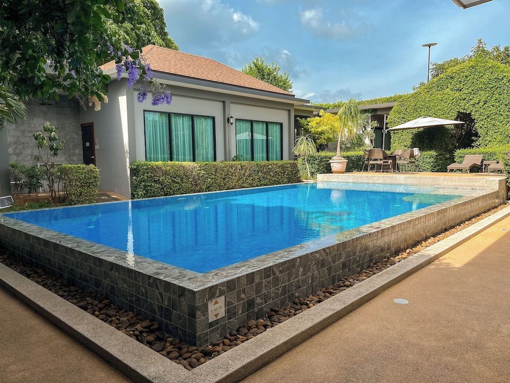 BaanMee Phuket near Chalong Pier 1