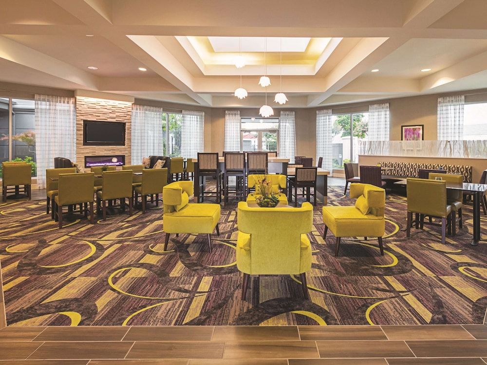 La Quinta by Wyndham Fort Worth City View 2