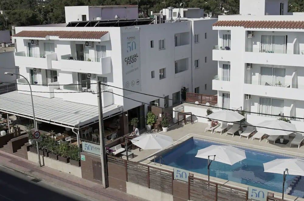 Aparthotel Fleming 50 - Adults Only 1