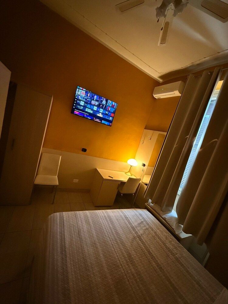Guest House Hola Roma 1
