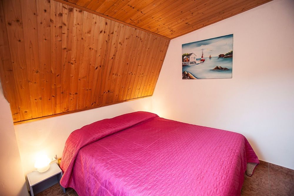 Fantastic Three-room Penthouse With Private Garden 2