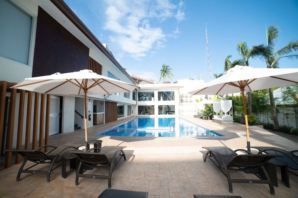 Patio Pacific Resort 1