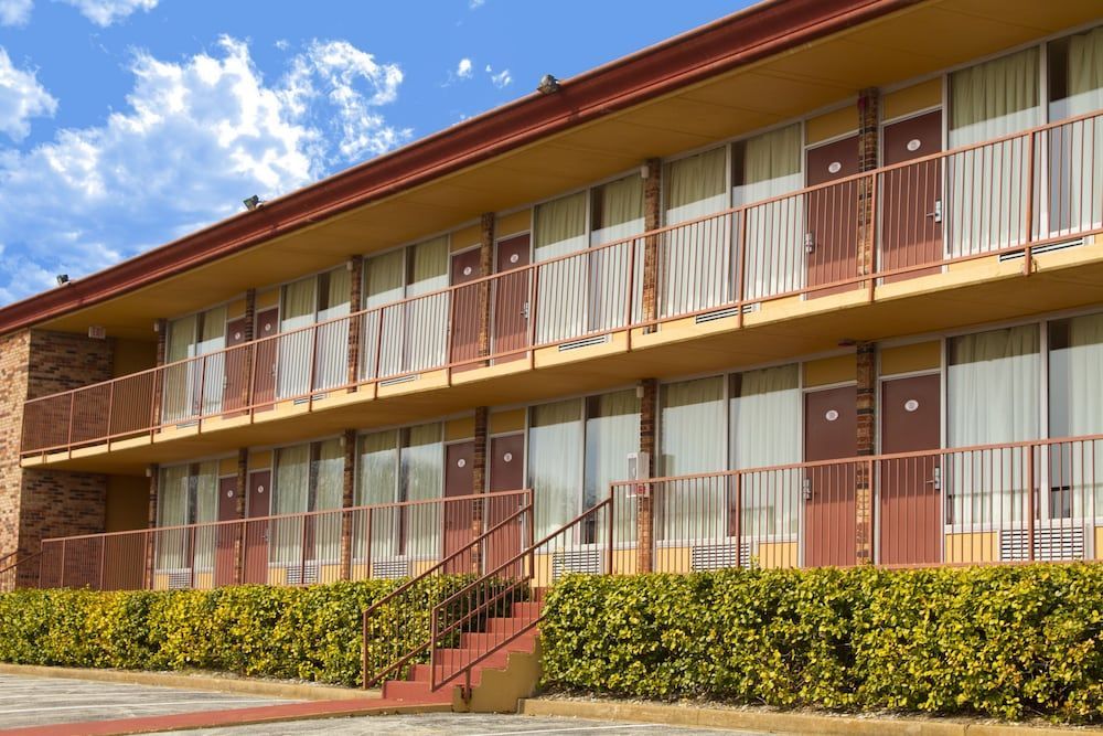 Red Lion Inn & Suites Branson 1