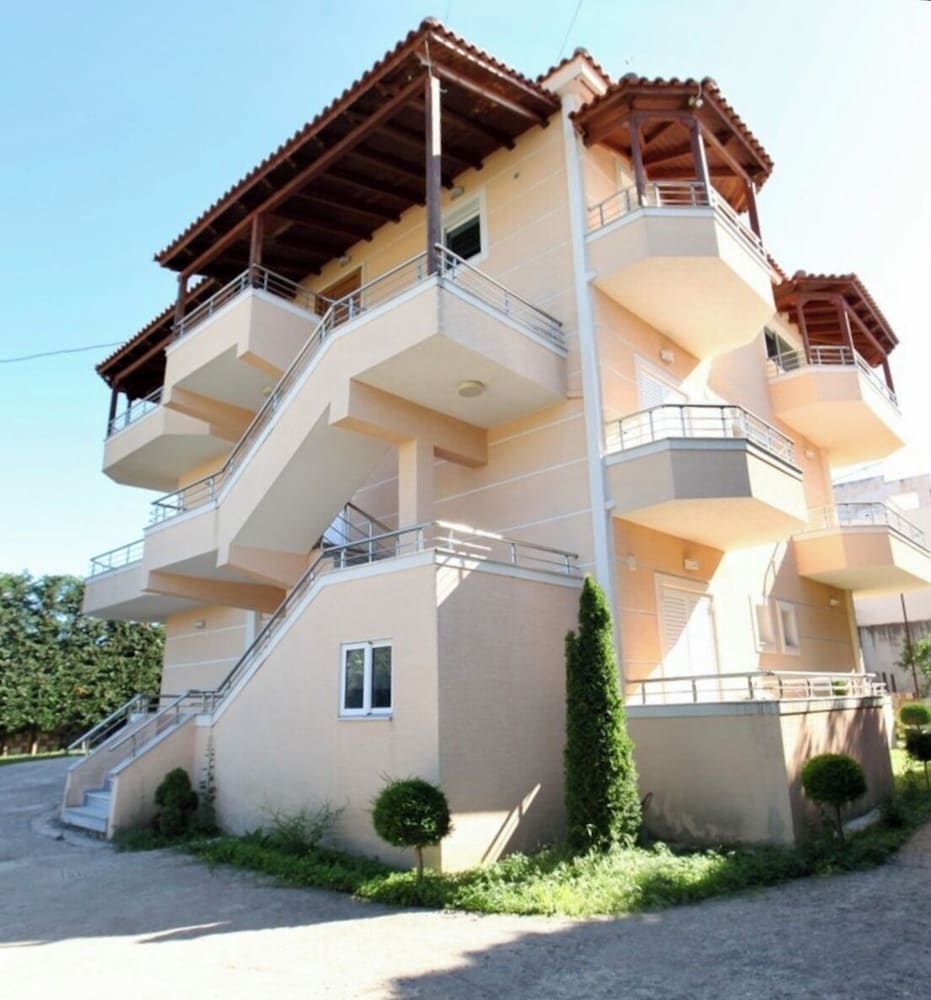 Mihasi Apartments 1