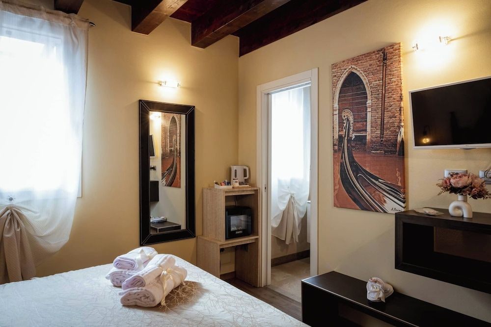 Piccola Venezia Room 2
