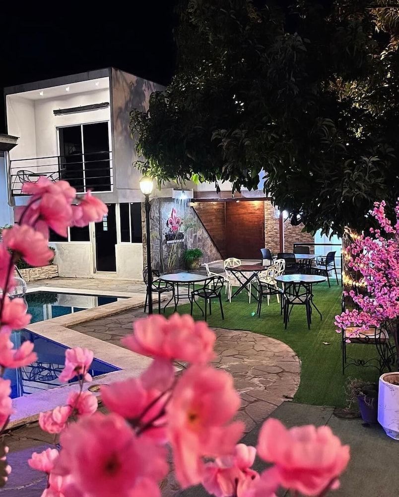 Hotel Villa Napoli 1