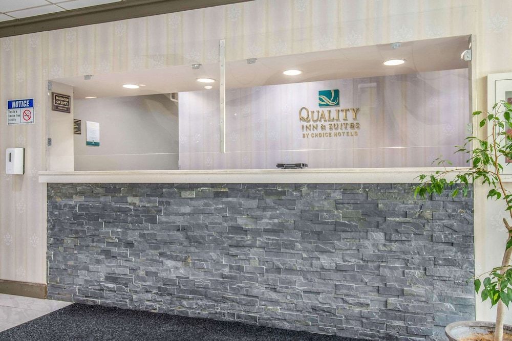 Quality Inn & Suites York East 2