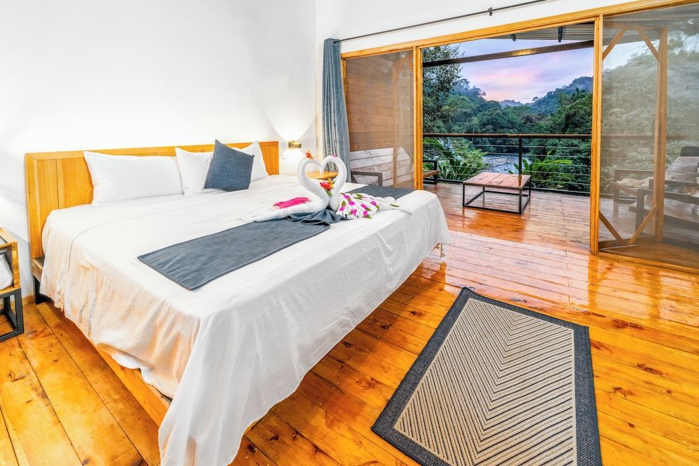 RIOS LODGE 1