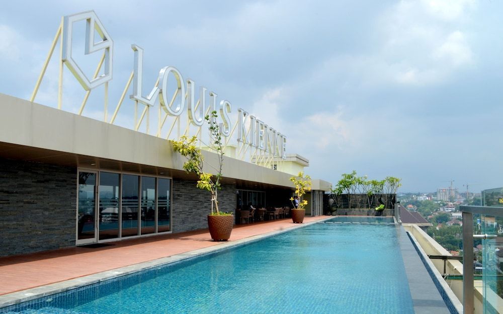 Louis Kienne Hotel Simpang Lima 1