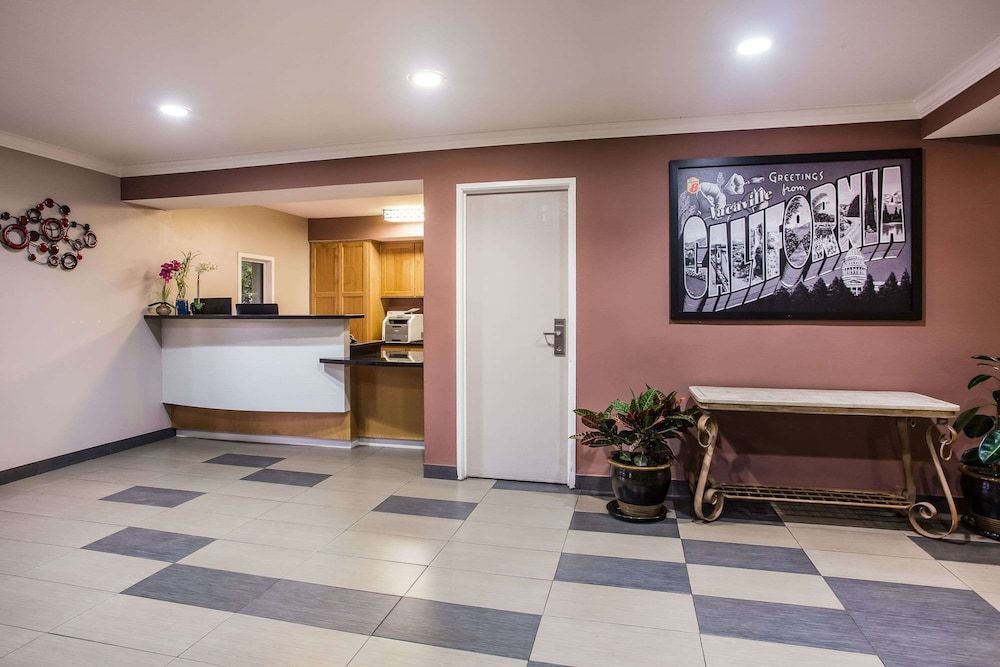 Super 8 by Wyndham Vacaville 2
