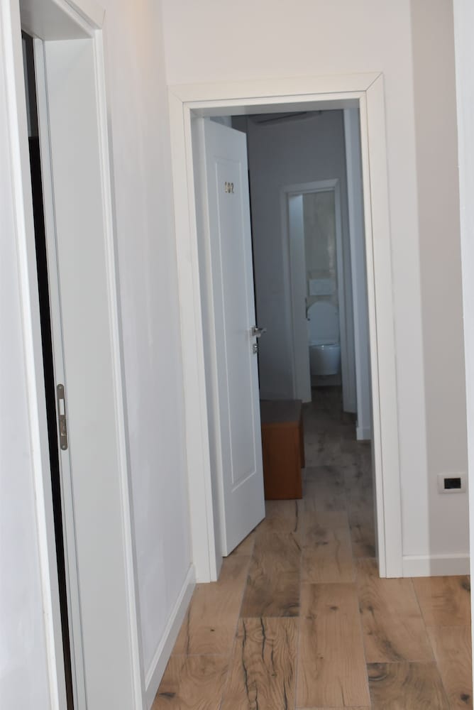 COSMO Beach Hotel 2