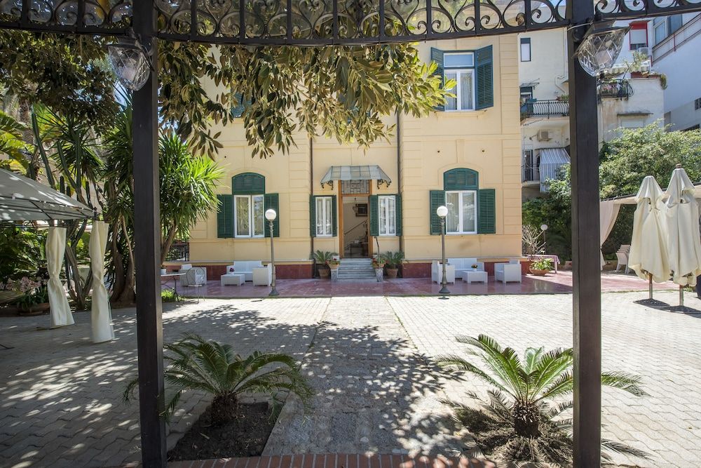 B&B Villa Liberty sul Mare by Wonderful Italy 1