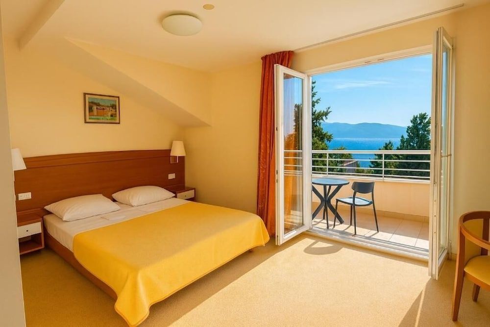Hotel Neptun Gradac 2