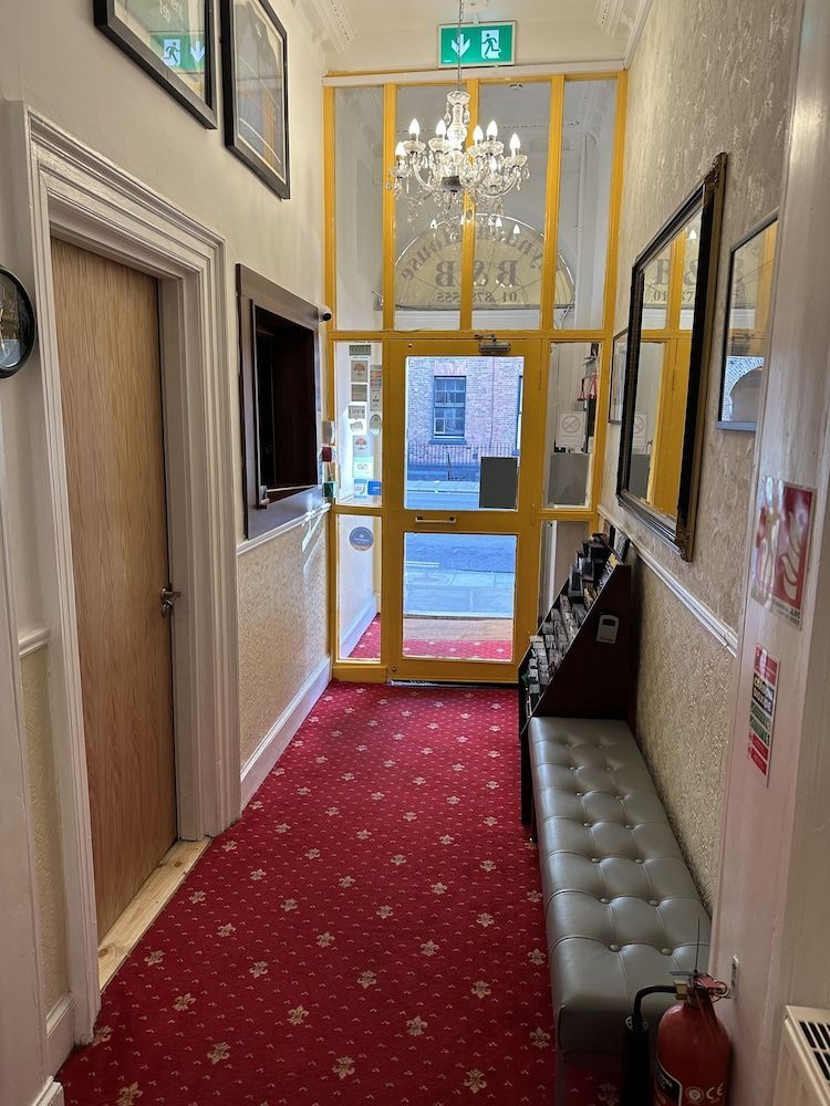 Lyndon Guesthouse 2