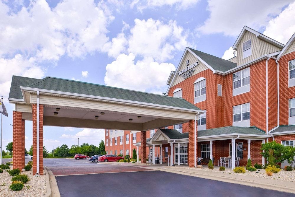 Country Inn & Suites by Radisson, Tinley Park, IL 1