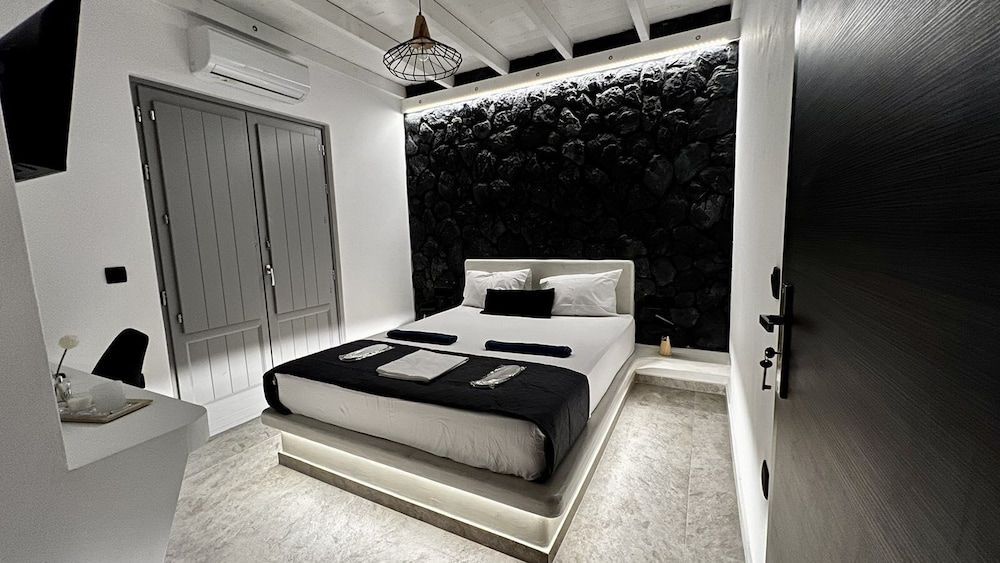 Filoxenia Luxury Villas 2