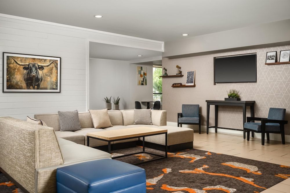 Hyatt House Dallas Uptown 2